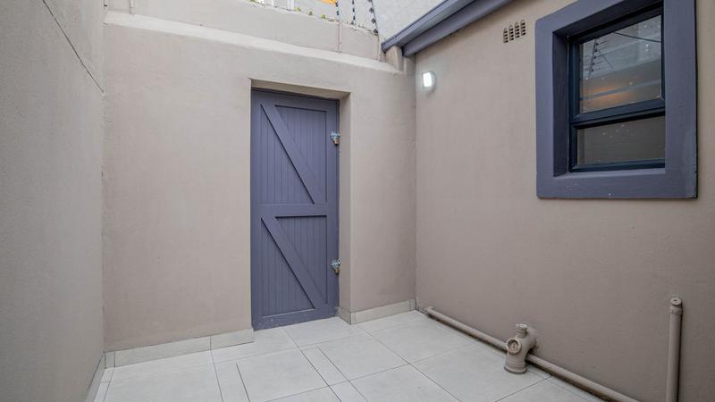 2 Bedroom Property for Sale in Woodstock Western Cape